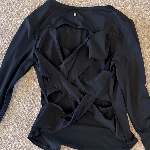 Fabletics OPEN BACK - Picture 1 of 3